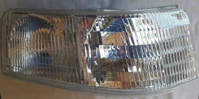 Original GM Cadillac El Dorado Park & Signal, lámpara de esquina derecha, p/n 16520052 Foto 1 de 2