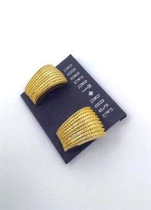 (A18) Robert Rose Goldtone Metal Clip Earring - Picture 1 of 5