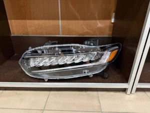 2021-2022 Honda Accord OEM left headlight 33150-TVA-A41 NEW - Picture 1 of 1