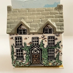 Wade Whimsey On Why #3 Dr Healers House miniatura village in porcellana Inghilterra - Foto 1 di 6
