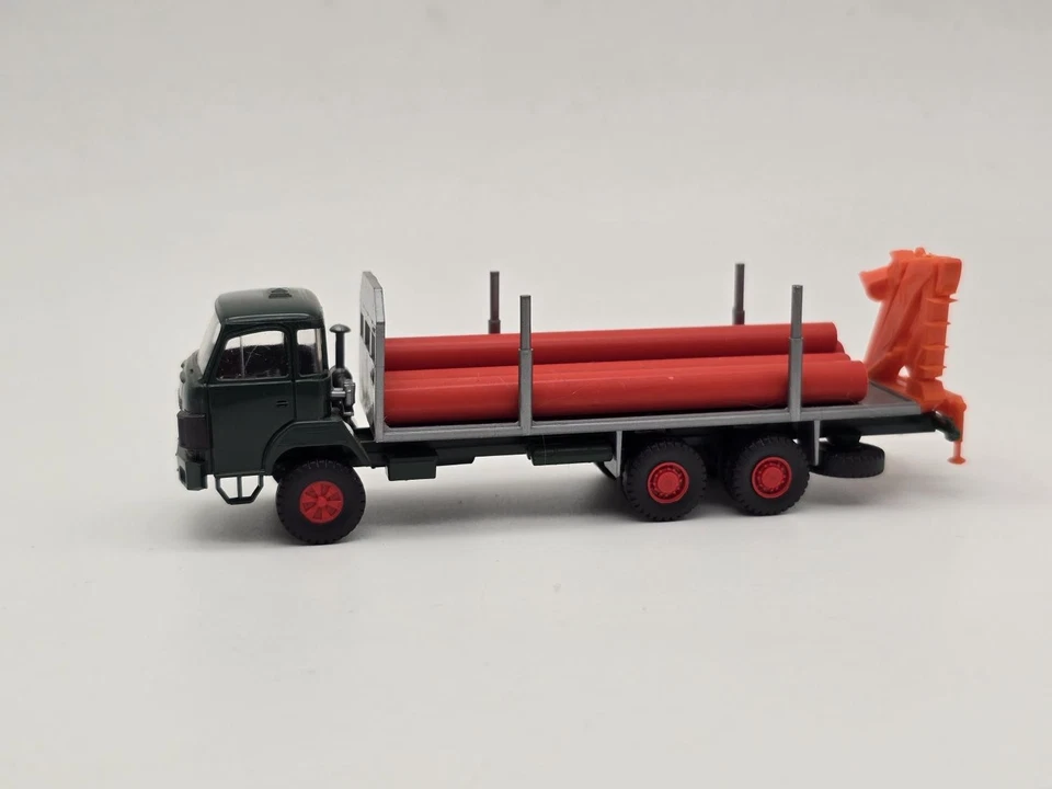 Roskopf Modell H0 1:87 Saurer Rungen LKW mit Ladekran und Ladung - (136) - Bild 1 von 4