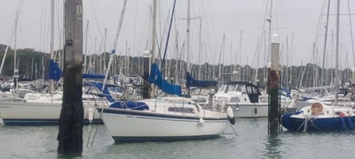 Hurley 24/70 Fin keel yacht - Image 1 of 4