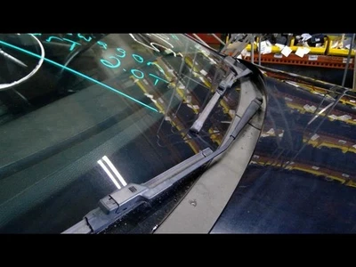 Правый рычаг стеклоочистителя 2009 2010 2011 2012 CC VOLKS 1345227 - Изображение 1 из 4