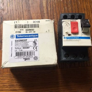 Telemecanique GV2ME07 Motor Circuit Breaker - Picture 1 of 1