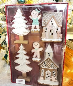 Peppermint square  Pink Pastel Gingerbread Man Girl LED House Tree Village Set - Picture 1 of 5