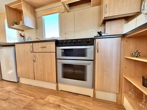 CHEAP STATIC CARAVAN FOR SALE IN SUFFOLK - FREE 2025 & 2026 SITE FEES! - Picture 1 of 8