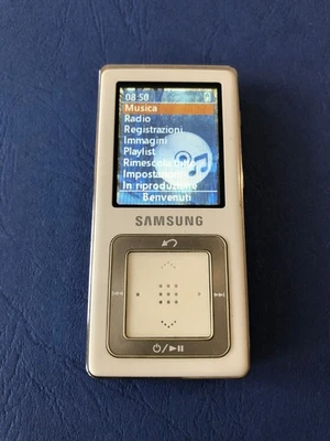 Samsung YP-Z5F (2 GB) Lettore MP3 multimediale digitale bianco - Immagine 1 di 4