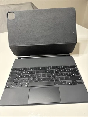 Apple Magic Keyboard für iPad Pro 12.9 - QWERTZ - Bild 1 von 4