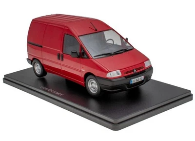 IXO, CITROEN JUMPY 1995 rosso, 1/24,  G111V026 - Immagine 1 di 4