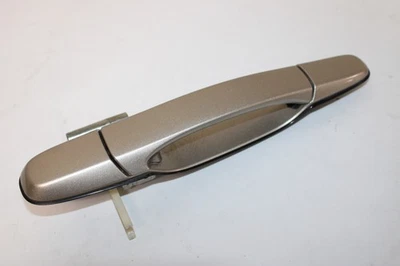 2002 LEXUS RX300 (MCU10) - PASSENGER REAR DOOR EXTERIOR HANDLE - GOLD 4P2 Foto 1 de 4