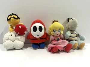 Menge 4 2015 Super Mario Plüschtier Prinzessin Pfirsich Lakitu schüchterner Kerl trockene Knochen - Bild 1 von 8