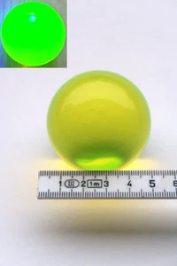 Uranglas Kugel Durchm. 5 cm , ca 155 Gramm als Prüfstrahler Geigerzähler - Bild 1 von 16