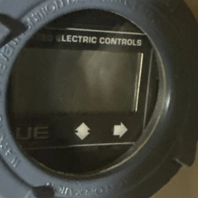 Interruptor de temperatura a prueba de explosiones UE United Electric 1XSWLLTCC -300 a 200F Foto 1 de 3