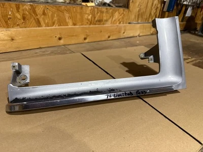 Buick Electra Limited 1976 faro lateral derecho pasajero carcasa moldura envolvente Foto 1 de 4