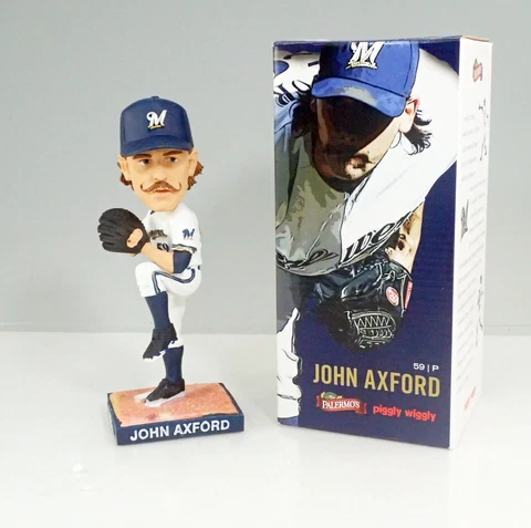 2011 Milwaukee Brewers John Axford Bobblehead In Box Milwaukee Film Sponsor Cover