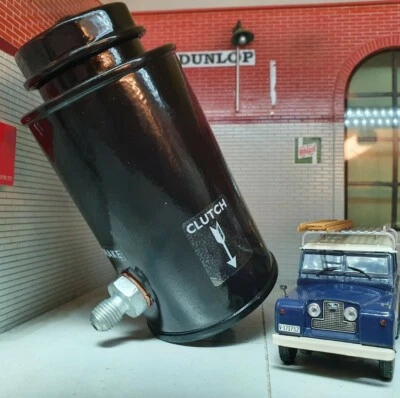 Land Rover Series 2 2a Clutch Brake Master Reservoir Girling Dual Outlet 504105 - Image 1 of 4