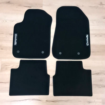 Alfombrillas coche terciopelo para Alfa Romeo Giulietta impermeables negras revestimientos de alfombras Foto 1 de 4