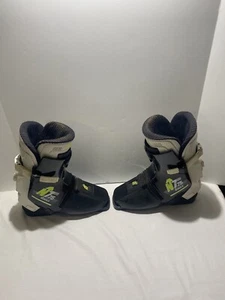 Vintage Nordica N775 Ski Boots - Picture 1 of 11