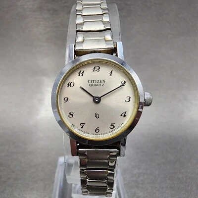 Reloj Citizen CQ Mujer 21mm Esfera Plateada Tono Plateado Redondo 3220-891236 Nuevo Batt Foto 1 de 4