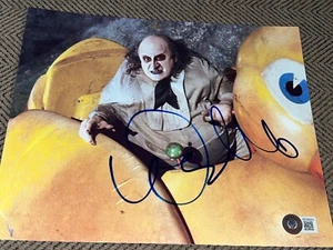 DANNY DEVITO SIGNED AUTOGRAPH 8x10 PHOTO BATMAN RETURNS PENGUIN BECKETT BAS D - Picture 1 of 2