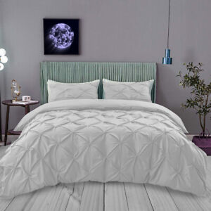 Scala 3 Pieces Beautifully Pinch Pleated Duvet Cover Set
