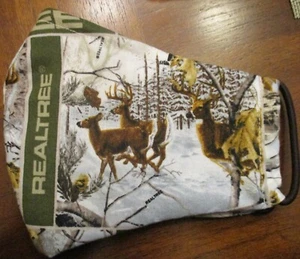 Selbstgemachte waschbare Gesichtsmaske Hirsch von Real Tree - Bild 1 von 7