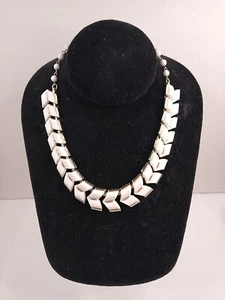 Collar Gargantilla CORO Blanco Vintage - Imagen 1 de 5