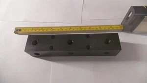 Colector de distribución de acetal de 10 puertos 3/8 npt x 1/4 npt, 7-3/4" x 1-1/2" x 1-1/2" - Imagen 1 de 5