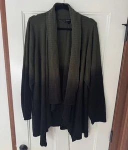 Torrid Ombre Cardigan Pullover vorne offen Damengröße 4 grün schwarz - Bild 1 von 5