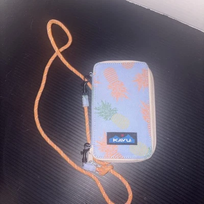 Cartera bandolera plegable para teléfono KAVU Foto 1 de 4