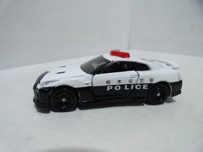  @@ Tomica Nº23 Nissan GT-R coche de policía!!! @@ Foto 1 de 4