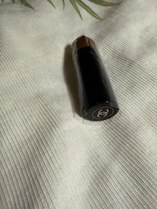 Chanel Les Beiges Water Fresh Tint Foundation Brush - Picture 1 of 3