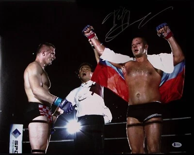 Fedor Emelianenko Signed 16x20 Photo BAS  COA Bellator Pride FC v Cro Cop Auto'd - Image 1 of 4