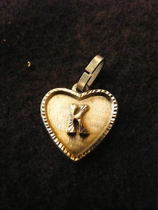 Cuore Medaglione Argento Placcato Lettera K 1,5 CM Ciondolo - Foto 1 di 2