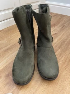 UGG Niels Suede Moto Biker Boot Green Size 7 Sherpa Lined Zipper Used once - Picture 1 of 13