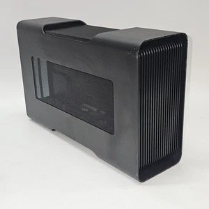 Razer Core EGPU Externes Grafikkartengehäuse Thunderbolt 3 RC21-0094 Gebraucht  - Bild 1 von 6