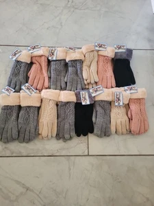 Guanti da donna invernali all'ingrosso caldi morbidi a maglia con cavi 15 paia - Foto 1 di 11