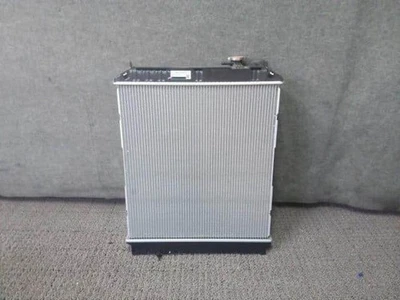 ISUZU Radiator 5867502470 [Used] [PA87702509] - Image 1 of 4