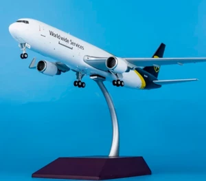 1:200 28CM GeminiJets UPS BOEING 767-300ERF Airfreighter Diecast Airplane Model - Picture 1 of 9