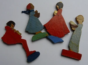 4 Different German WHW Winterhilfswerk Badges. Fairy Tales and Legends (146) - Picture 1 of 2