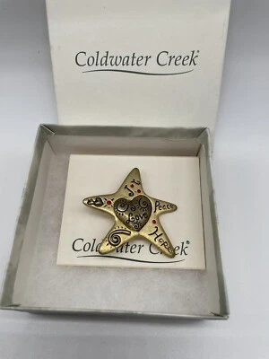 Broche Pin Coldwater Creek Whimsy Word Estrella Piedras Rojas NUEVO Foto 1 de 3
