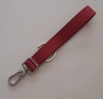 Llavero de cinturón de seguridad Harveys para bolsas de monedero rojo escarlata Click N Go GNC Foto 1 de 3