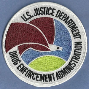 U.S. DEA DRUG ENFORCEMENT ADMINISTRATION PATCH - Picture 1 of 1