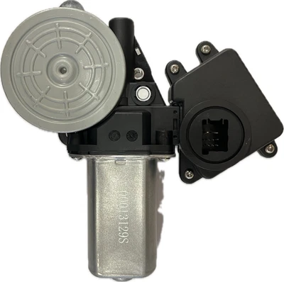 FR Window Lift Motor 10 Pin for Toyota Hilux 05-15, Corolla 07-18, Camry 06-17 - Image 1 of 3