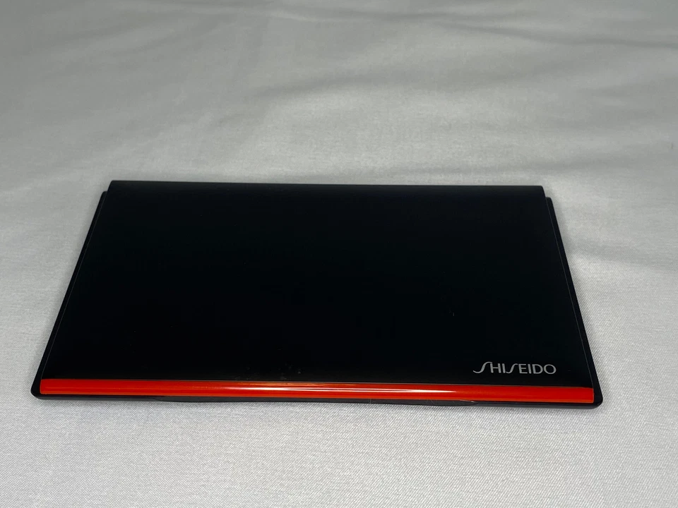 Shiseido - Synchro Skin Self-Refreshing Custom Finish Powder Foundation 310 Silk - Bild 1 von 4