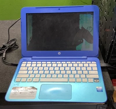 HP Stream Notebook PC 11 Modelo 11-d010wm Botas ¡Pero tiene pantalla rota! Foto 1 de 4