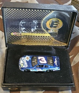 2002 #3 DALE EARNHARDT JR. OREO / #3 CHEVY RCCA ELITE 1:64 SCALE 1 OF 4000 !!! - Picture 1 of 7