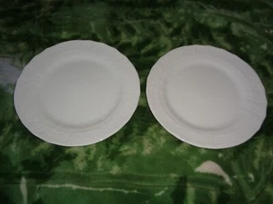 4 MIKASA Renaissance White Salad Plates D4900 Embossed Rim Japan - Picture 1 of 3
