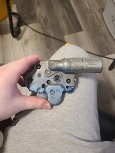 OE Working 1968-1972 Chevelle / Skylark / Monte Carlo Power Trunk Latch #2 - Picture 1 of 22