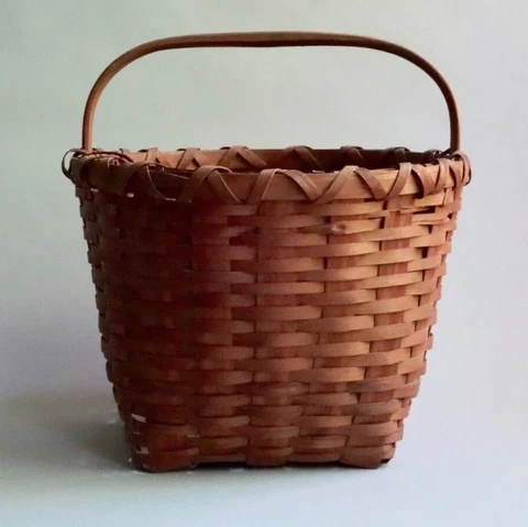 Antique New England Gathering Basket Bentwood Handle Primitive Folk Art Shaker Cover